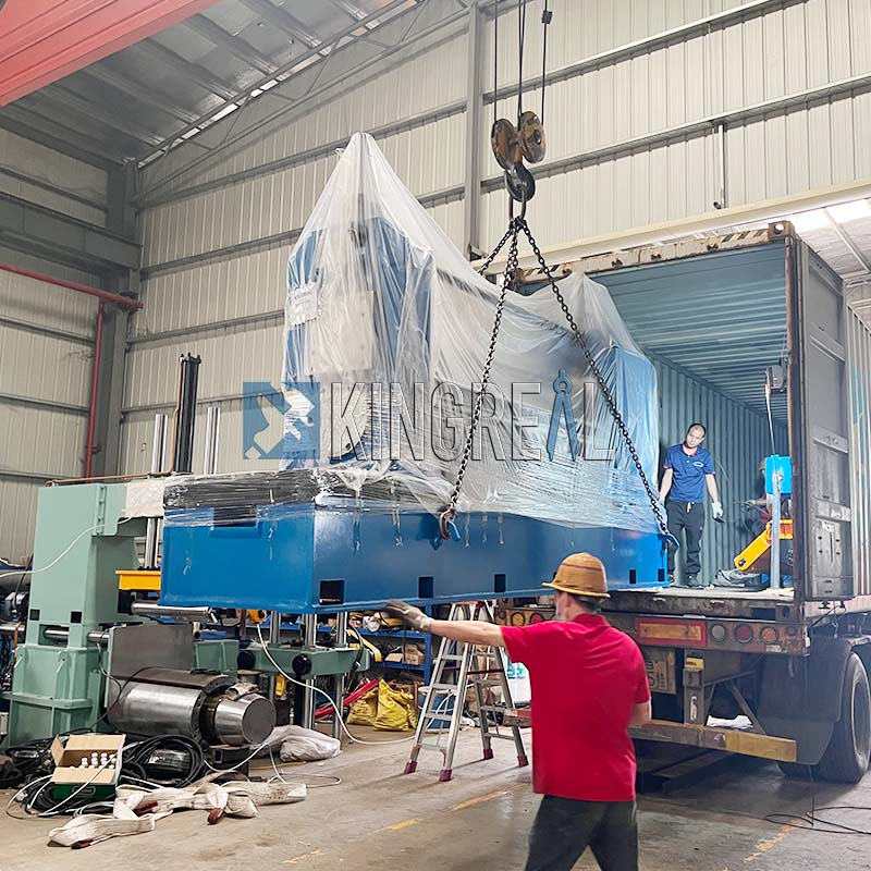 ເຄື່ອງປູທີ່ມີອາລູມິນຽມສົ່ງໄປທີ່ຣັດເຊຍ